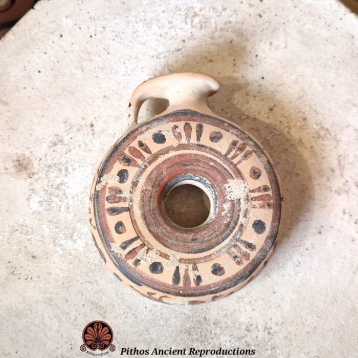 Aryballos a forma di borraccia terracotta - immagine 3
