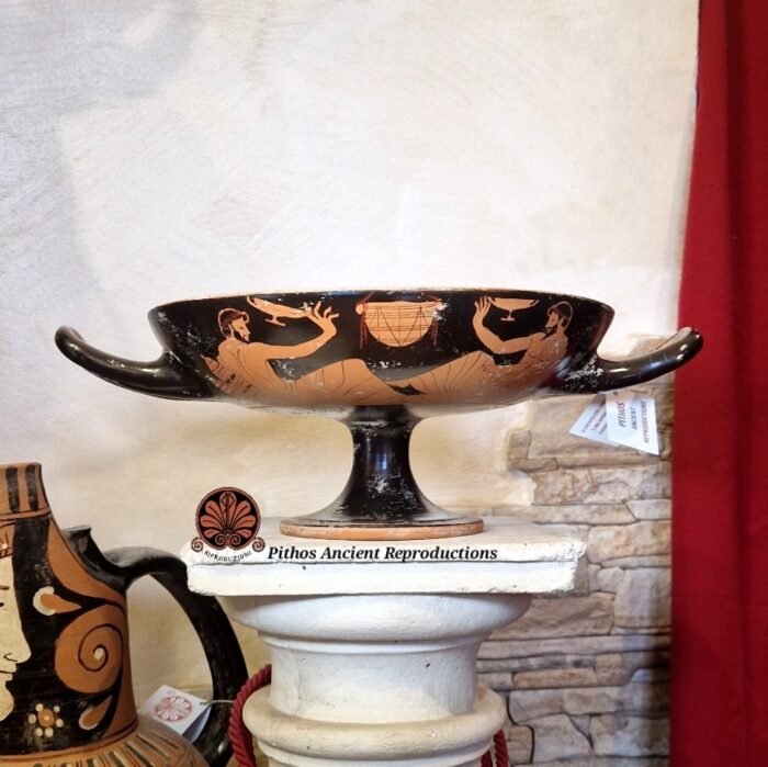 Kylix attica a figure rosse - immagine 2