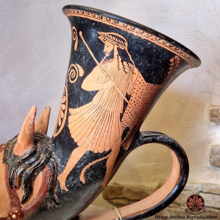 Rhyton zoomorfo con testa di cavallo a figure rosse - immagine 3