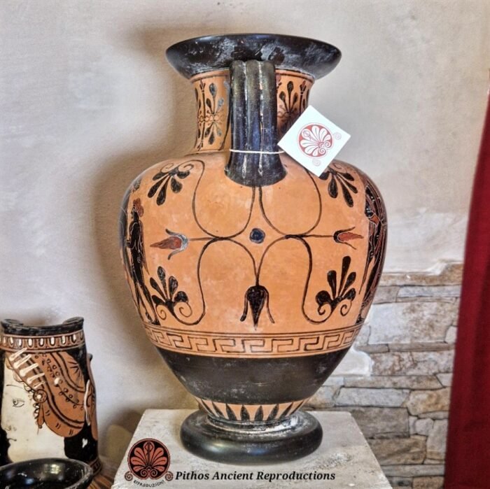Anfora attica Ulisse/Dioniso figure nere - immagine 2