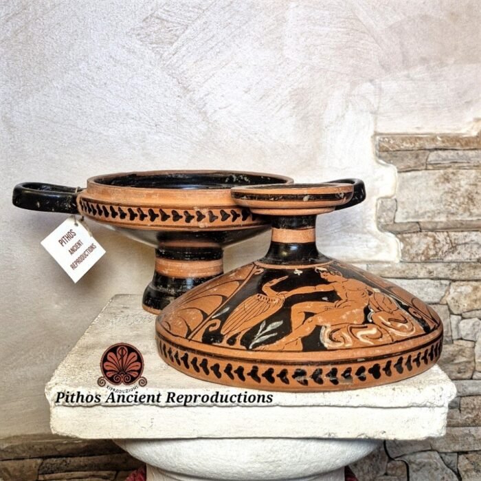 Lekanis apula a figure rosse - immagine 7
