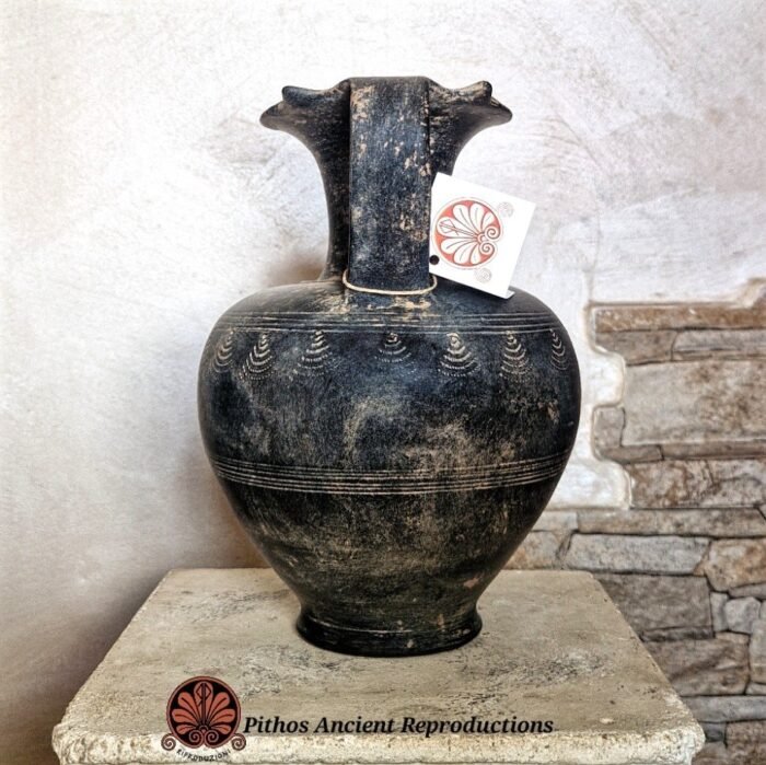 Oinochoe trilobato bucchero - immagine 4