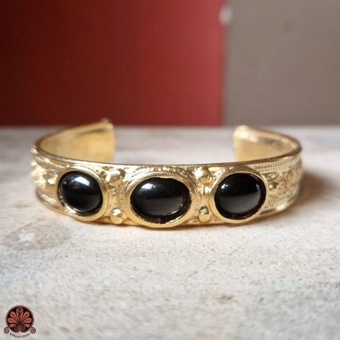 Bracciale artigianale stile antico pietre onice
