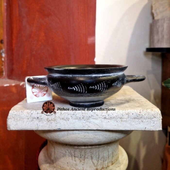 Kylix bucchero ventagli graffiti n4
