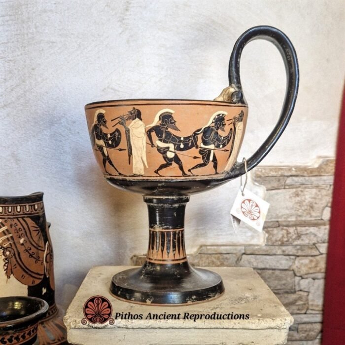 Kyathos danza pirrica figure nere - immagine 4
