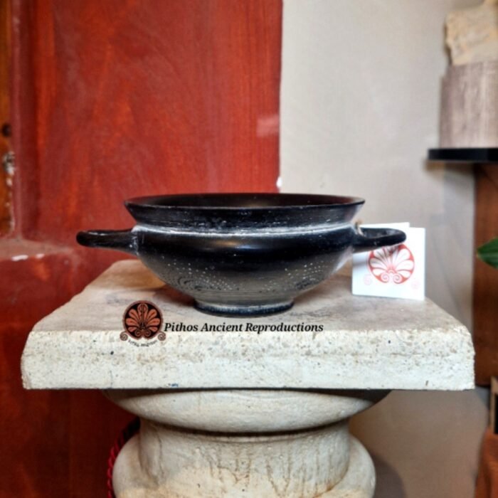 Kylix bucchero graffita n3