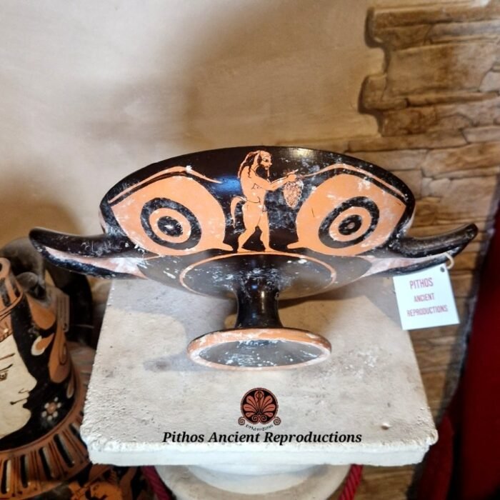 Kylix Dioniso attica a figure rosse - immagine 4