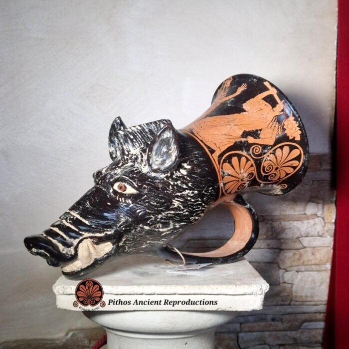 Rhyton zoomorfo con testa di cinghiale a figure rosse