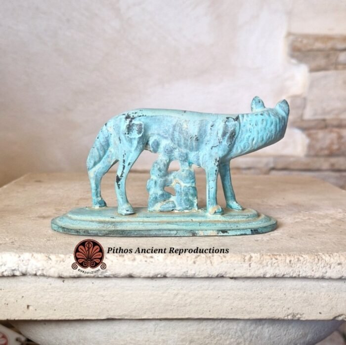Lupa capitolina in bronzo - immagine 2