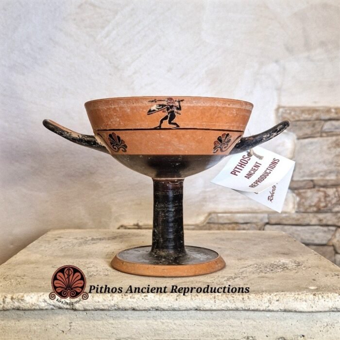Kylix miniaturistica figure nere