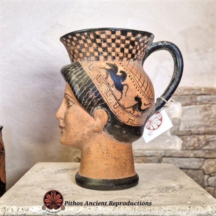 Oinochoe volto donna figure nere - immagine 2