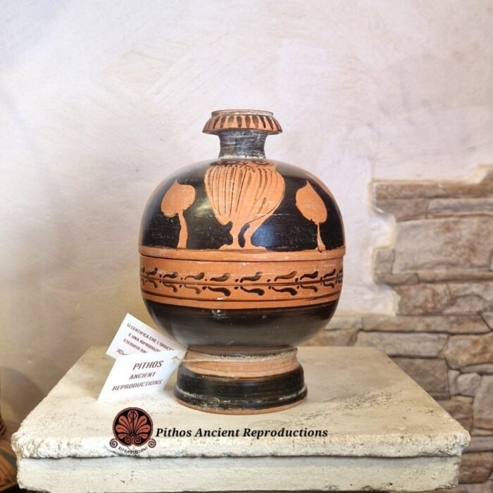 Vaso Pisside civetta figure rosse