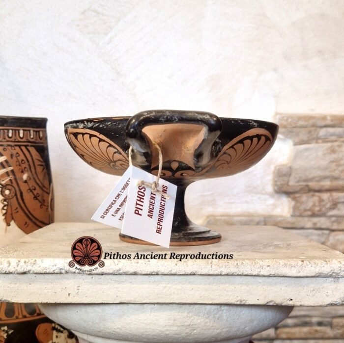 Vaso Kylix satiro/donna a figure rosse - immagine 3