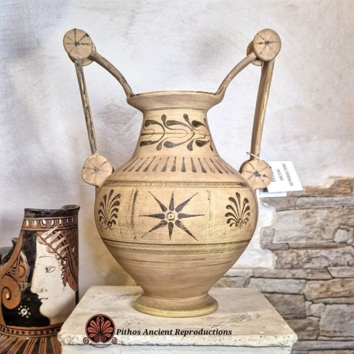 Vaso Trozzella Messapica a figure nere