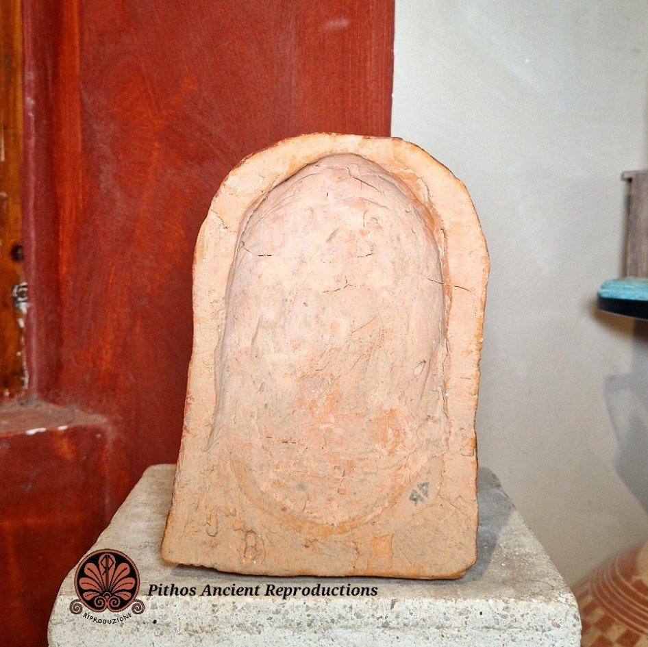 Antefissa policroma volto donna etrusca - immagine 2