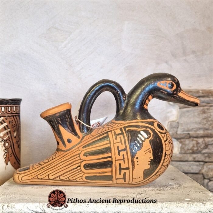 Askos a forma di papera figure rosse