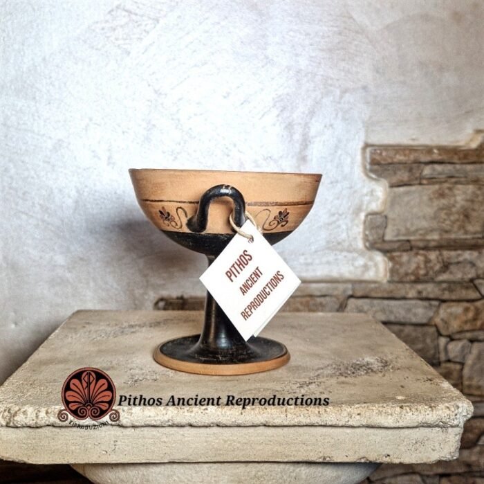Kylix miniaturistica figure nere piccoli maestri - immagine 2