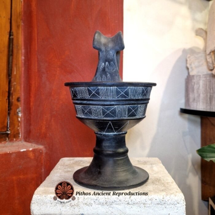 Kyathos Etrusco bucchero