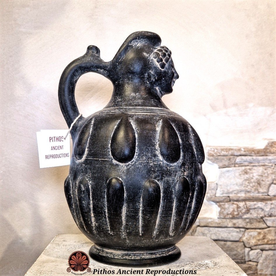 Oinochoe bucchero volto donna - Image 2