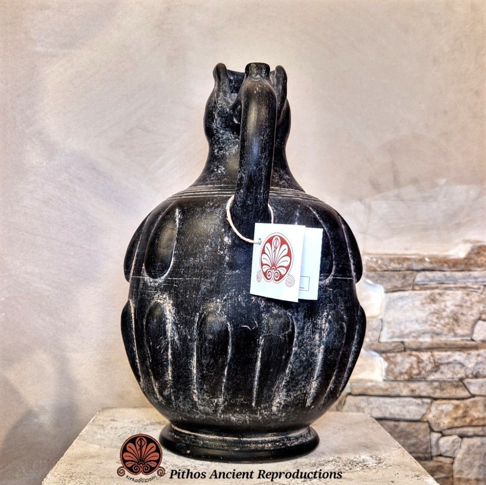 Oinochoe bucchero volto donna - Image 4