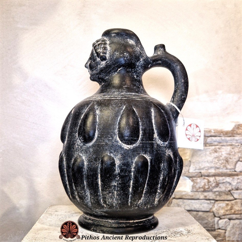 Oinochoe bucchero volto donna - Image 3