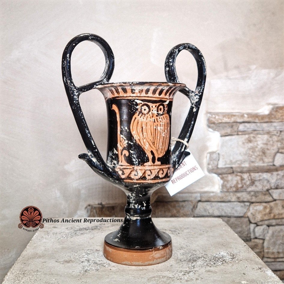 Kantharos apulo figure rosse civetta/donna - immagine 5