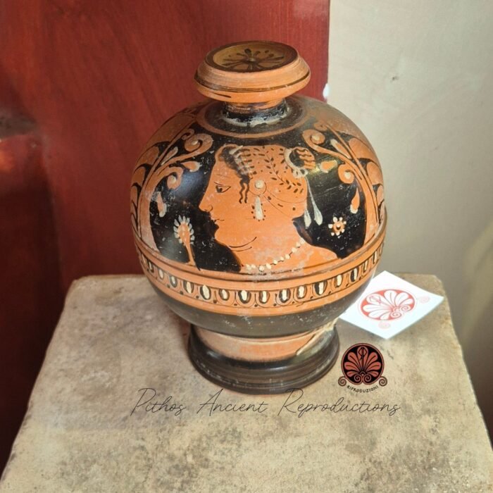Vaso Pisside pantera/antilope figure rosse
