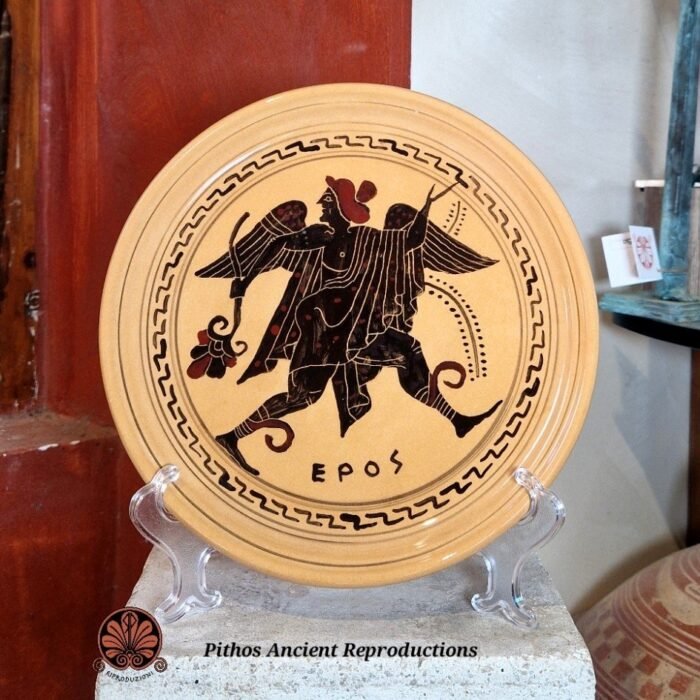 Piatto piano ceramica smaltata decorazioni antiche