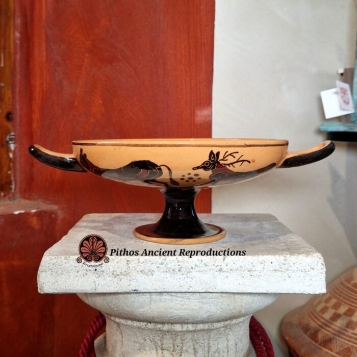 Kylix ceramica smaltata decorazioni antiche