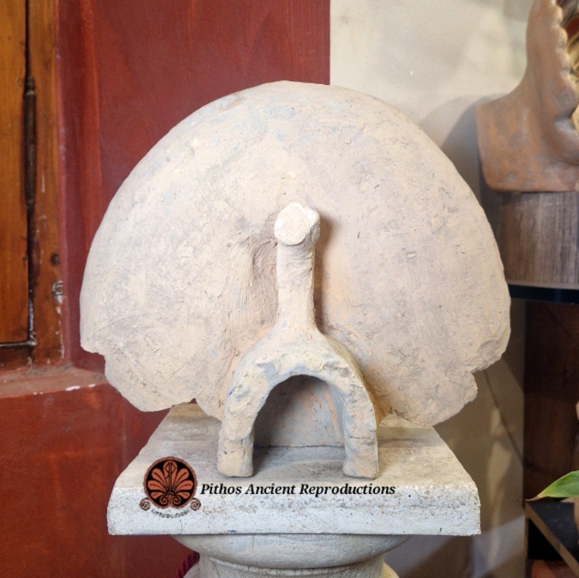 Antefissa etrusca policroma satiro con pelliccia di leone in terracotta - Image 3